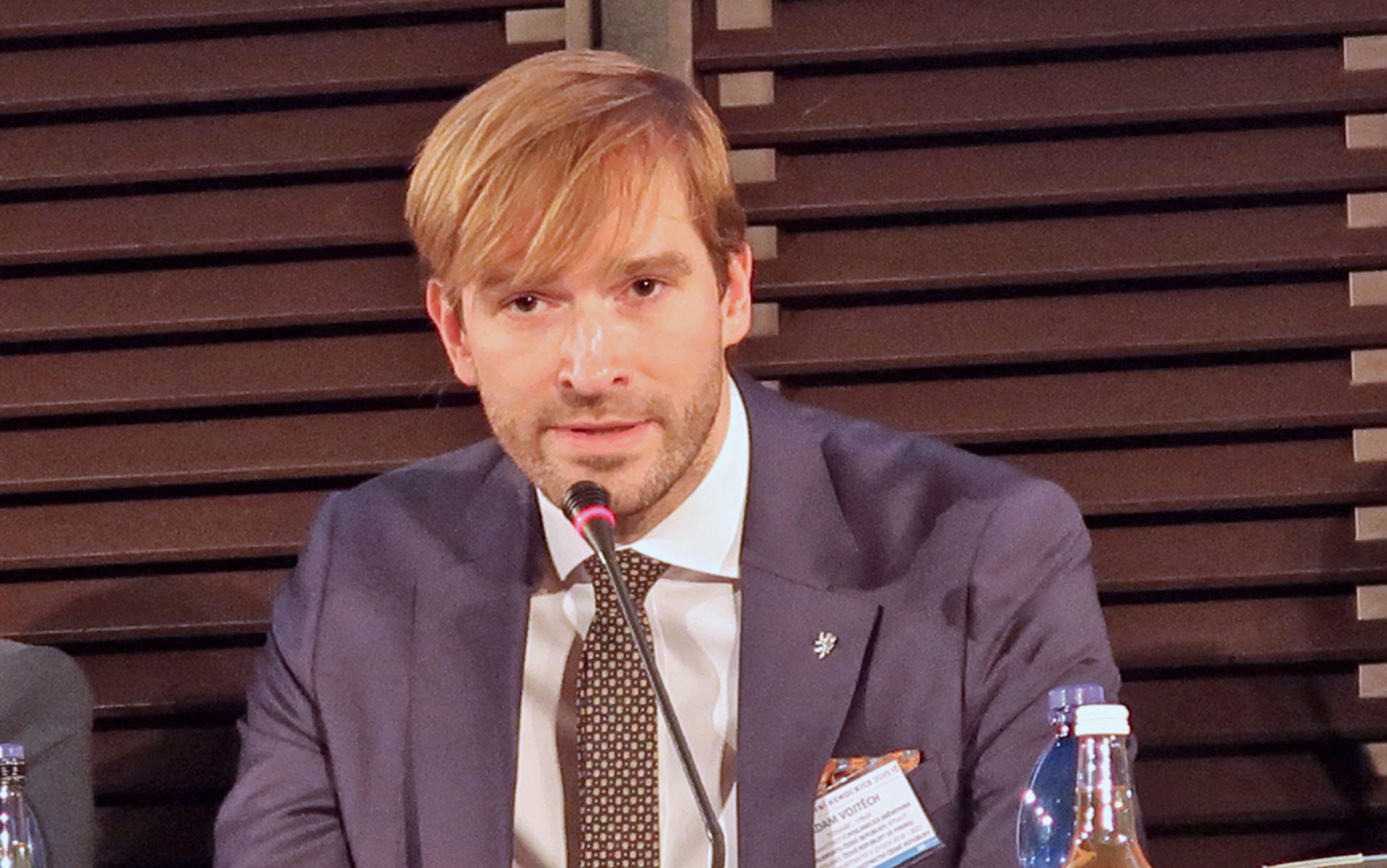 Lékaři jsou v systému nejdražší. Vojtěch řekl, kde chce posílit kompetence sester